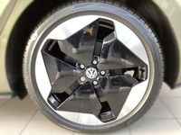 Neu VW ID.3 Pro 169 kW (231 PS) 2025 Beige (dark olivine green metallic / schwarz uni) Kleinwagen