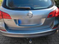Gebraucht Opel Astra 110 PS (80 kW) 2014 Silber Kombi