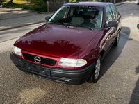 Second-hand Opel Astra 60 CP (44 kW) 1995 Roșu Berlinǎ