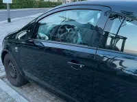 Gebraucht Opel Corsa Active 69 PS (50 kW) 2013 Schwarz Kleinwagen