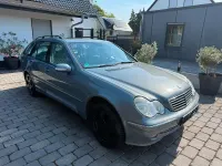 Gebraucht Mercedes C180 143 PS (105 kW) 2004 Blau Kombi