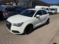 Gebraucht Audi A1 86 PS (63 kW) 2012 Weiß Kleinwagen