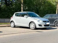 Gebraucht Suzuki Swift 94 PS (69 kW) 2013 Grau Kleinwagen
