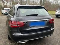 Gebraucht Mercedes C220 Avantgarde 194 PS (142 kW) 2020 Grau Kombi