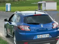 Gebraucht Renault Mégane III 131 PS (96 kW) 2010 Blau Limousine