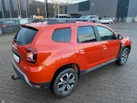 Gebraucht Dacia Duster Journey 150 PS (110 kW) 2023 Orange SUV