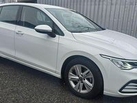 Gebraucht VW Golf VIII Life 110 PS (80 kW) 2021 Weiß Limousine