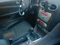 Gebraucht Ford Focus Ghia 116 PS (85 kW) 2009 Blau Limousine
