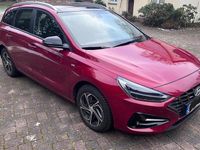 Gebraucht Hyundai i30 159 PS (116 kW) 2020 Rot Kombi