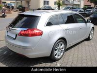 Gebraucht Opel Insignia Edition 131 PS (96 kW) 2010 Silber Kombi