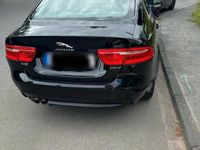 Gebraucht Jaguar XE 180 PS (132 kW) 2016 Schwarz Limousine