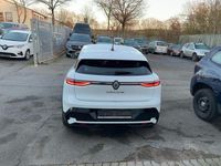 Gebraucht Renault Megane E-Tech Equilibre 96 kW (131 PS) 2022 Weiß Limousine