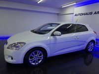 Gebraucht Kia Ceed Spirit 126 PS (92 kW) 2010 Weiß Kleinwagen