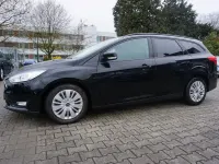 Gebraucht Ford Focus Trend 120 PS (88 kW) 2017 Schwarz Limousine