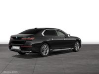 Gebraucht BMW 750e 489 PS (359 kW) 2025 Schwarz Limousine