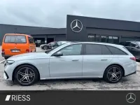 Gebraucht Mercedes E300 AMG 204 PS (150 kW) 2024 Manufaktur lack manufaktur alpingrau uni Kombi
