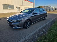 Gebraucht Mercedes CLA200 Shooting Brake AMG line 136 PS (100 kW) 2015 Grau Kombi