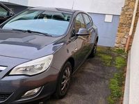 Gebraucht Opel Astra 80 PS (58 kW) 2011 Grau Kleinwagen