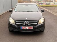 Gebraucht Mercedes A180 122 PS (89 kW) 2012 Schwarz Kleinwagen