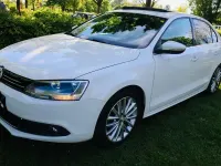 Gebraucht VW Jetta Match 140 PS (102 kW) 2012 Weiß Limousine