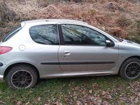 Gebraucht Peugeot 206 75 PS (55 kW) 2006 Silber Kleinwagen