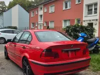 Gebraucht BMW 316 Performance 105 PS (77 kW) 1999 Rot Limousine