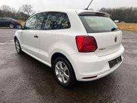Gebraucht VW Polo Comfortline 75 PS (55 kW) 2016 Weiß Kleinwagen