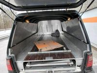 Gebraucht Mercedes E280 204 PS (150 kW) 1998 Schwarz Kombi