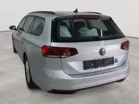 Gebraucht VW Passat 150 PS (110 kW) 2022 Scale silver metallic Kombi