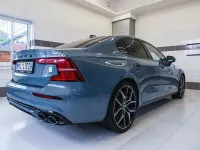 Gebraucht Volvo S60 455 PS (334 kW) 2023 Grau Limousine