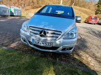 Gebraucht Mercedes B200 125 PS (91 kW) 2009 Silber Van / Kleinbus