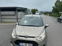 Używany Ford B-MAX 105 KM (77 kW) 2013 Srebrny Minivan