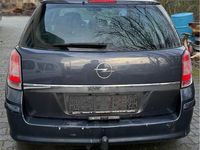 Gebraucht Opel Astra 115 PS (84 kW) 2009 Grau Kombi