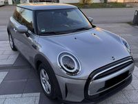 Gebraucht Mini Cooper Essential 136 PS (100 kW) 2023 Grau Kleinwagen