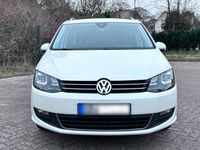 Gebraucht VW Sharan Allstar 150 PS (110 kW) 2016 Weiß Van / Kleinbus