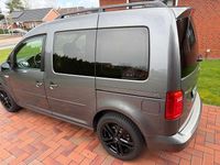 Gebraucht VW Caddy Highline 131 PS (96 kW) 2019 Grau Van / Kleinbus
