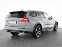Gebraucht Volvo V60 CC 145 PS (106 kW) 2024 Kombi