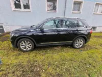 Gebraucht VW Tiguan 150 PS (110 kW) 2020 Schwarz SUV