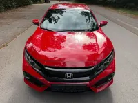 Gebraucht Honda Civic Elegance 129 PS (94 kW) 2017 Rot Limousine