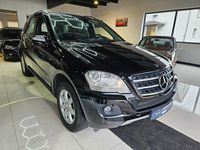 Gebraucht Mercedes ML300 204 PS (150 kW) 2010 Schwarz SUV