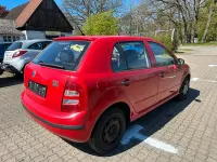 Używany Skoda Fabia 60 KM (44 kW) 2004 Czerwony Hatchback