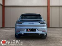 Gebraucht Porsche Cayenne 460 PS (338 kW) 2022 Grau SUV