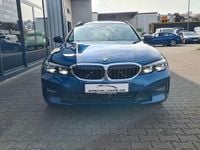 Gebraucht BMW 318 Advantage 150 PS (110 kW) 2020 Blau Limousine