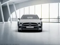 Gebraucht Mercedes CLA200 150 PS (110 kW) 2022 Metalliclack mountaingrau Coupé