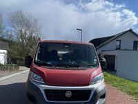 Gebraucht Fiat Ducato 150 PS (110 kW) 2016 Rot Van