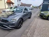 Gebraucht VW T-Roc Life 150 PS (110 kW) 2022 Grau SUV
