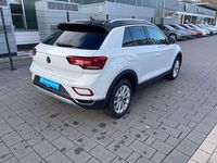 Gebraucht VW T-Roc Style 150 PS (110 kW) 2023 Weiss SUV