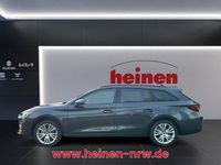 Neu Seat Leon 150 PS (110 kW) 2026 Grau Limousine