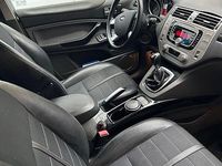 Gebraucht Ford Kuga 140 PS (102 kW) 2012 Weiß SUV