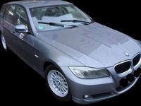 Gebraucht BMW 320 177 PS (130 kW) 2010 Grau Kombi